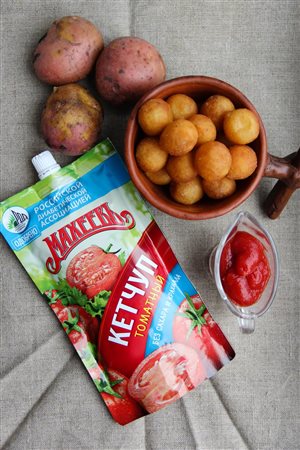 Картофельные шарики с кетчупом Махеевъ