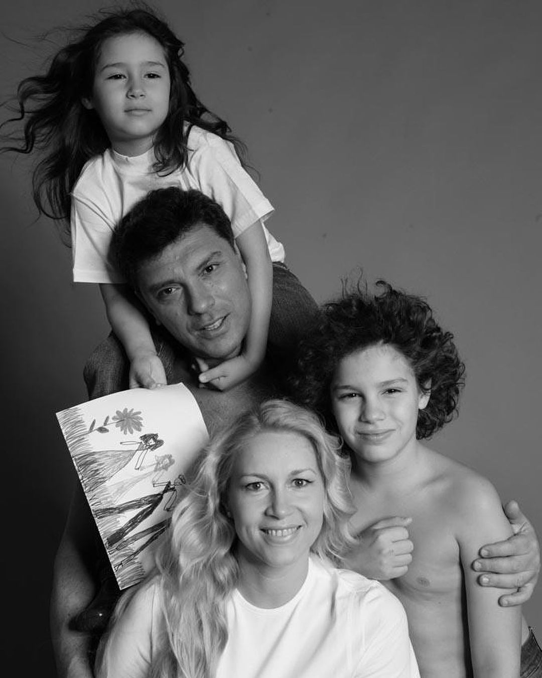 Борис Немцов с детьми