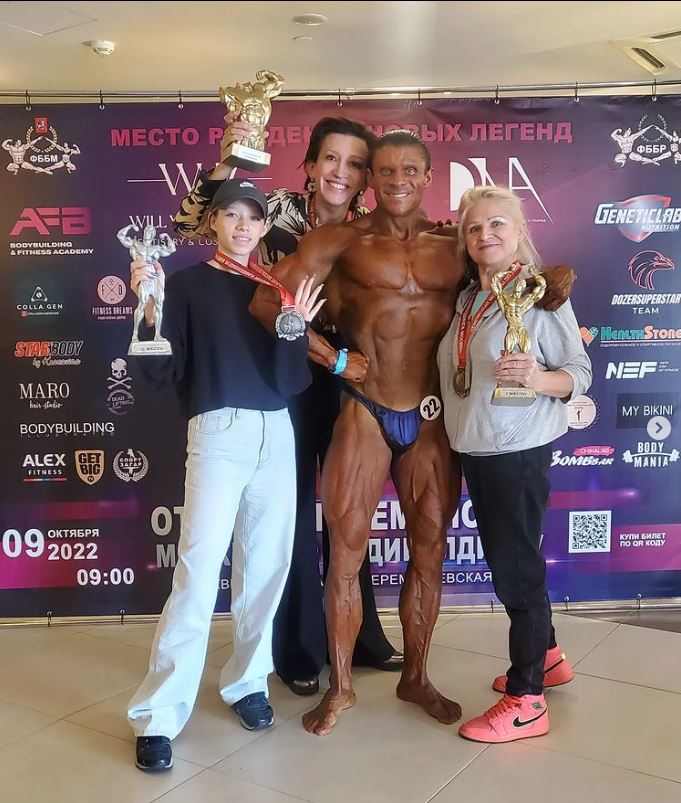 Шоколадный муж Борщевой стал чемпионом Москвы