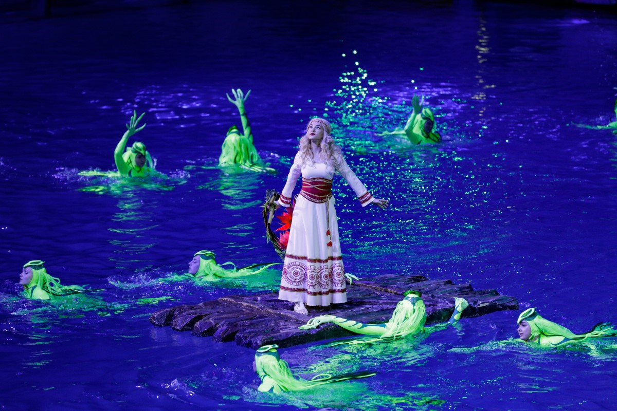 Мюзикл на воде Сон в летнюю ночь в Москвариуме