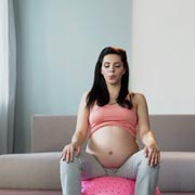 Роды в роддоме без медицинского вмешательства: это возможно?