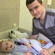 Алексей Лужков: Как научить ребенка переворачиваться со спины на живот