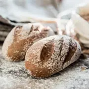 Антон и Наталья Корнышовы: Ржаная закваска для хлеба в домашних условиях: как сделать и как кормить