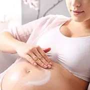 Как избежать растяжек во время беременности? Три главных правила