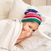 Выбираем безопасные лекарства для детей от гриппа и простуды