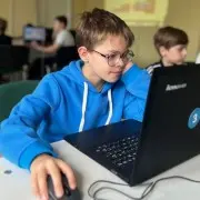 Вадим Бордик: Успешные с детства: как курсы программирования для школьников помогают начать карьеру в IT