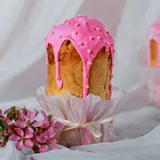 Домашний кулич со свекольной глазурью – необычный рецепт от Александра Бельковича