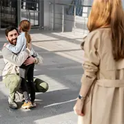 Отец появился спустя годы: как пережить это и не разрушить себя и ребёнка