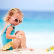 Лето в радость: полезный загар и защита от солнца – детям