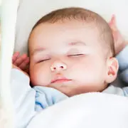 Почему ребенок плохо спит ночью, часто просыпается? 