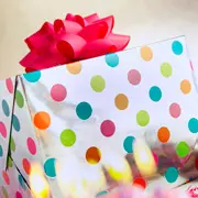 Разумный шопинг: как купить всем подарки и не разориться