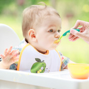 Введение прикорма: сколько должен съедать ребенок?