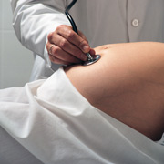 Как происходит стимуляция родов в роддоме?