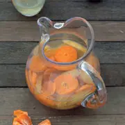 Анна Людковская: 3 напитка для жарких дней: рецепт киселя, лимонада и компота