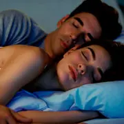 Мужчина и женщина в одной постели: ради сна или секса?
