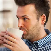 Джонни Бранниган: Кофе, шоколад, алкоголь: сколько можно без вреда для здоровья?