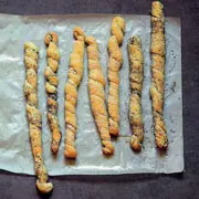 Анна Китаева: Рецепты хлеба для начинающих: лепешка и хлебные палочки
