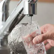 Роберт Вольке: Вся правда о фильтрах для воды: очистка – от чего?