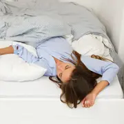 Бессонница: как научиться засыпать без лекарств