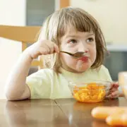 Мелинда Блау, Трейси Хогг: Ребенок ничего не ест. А что на самом деле? 4 вопроса родителям