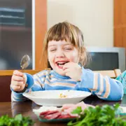 Джейн Огден: Чипсы вместо обеда. Как контролировать питание ребенка: 9 способов