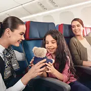 Ребенок в самолете. Разбор полета для детей до 2 лет