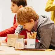 Чему учиться в музее: курсы для детей в Музее "Гараж"