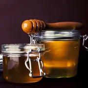 Как сделать маску с медом и корицей от прыщей