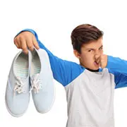 Как вывести неприятный запах из обуви