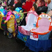 Как украсить детскую коляску на парад колясок