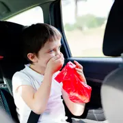 Ребенка укачивает в машине? Полезные советы
