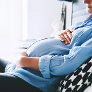 Третий триместр беременности: как снять отеки и подготовиться к родам