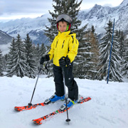 Как научить ребенка кататься на горных лыжах? Советы мамы 4 детей
