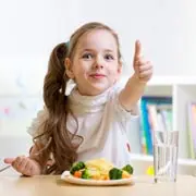 Чем кормить ребенка во время болезни: меню на неделю и 7 рецептов