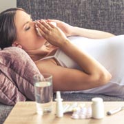 Чем лечить кашель и насморк во время беременности: какие лекарства можно