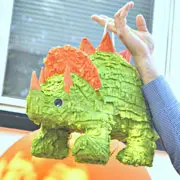 День рождения для бесстрашных мальчишек-любителей динозавров