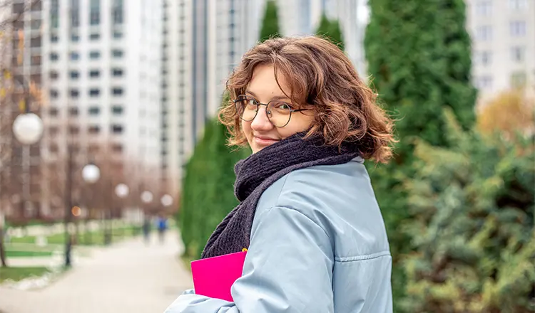 Простые правила взрослой жизни: гид для вчерашних выпускников Простые правила взрослой жизни: гид для вчерашних выпускников