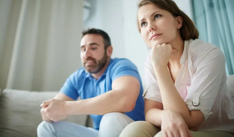 5 вопросов, которые могут испортить отношения с мужчиной