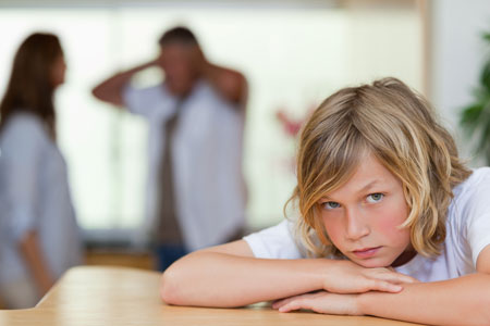 Алименты на ребенка: сложные случаи. 10 вопросов юристу