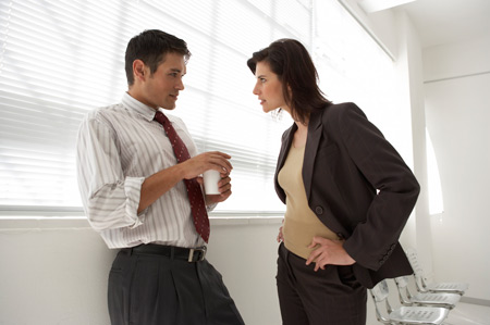 Женщина и мужчина: как понять друг друга на работе? 10 секретов