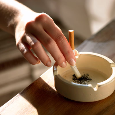 Бросить курить: как? Никотиновый пластырь и еще 5 средств: советы по применению