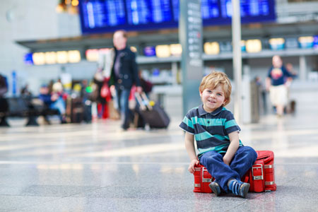 Отдых с детьми: 4 игры для поездки на машине и ожидания в аэропорту