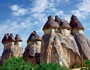 Долина Паша Баглари получила название из-за оригинальной формы скал-останцев, похожих на грибы