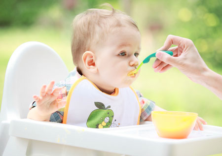 Детское питание: из баночки или своими руками. Плюсы и минусы
