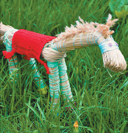 Лошадка из травы