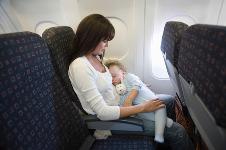 В самолет с ребенком после 2 года thumbnail