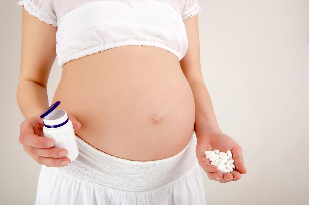 Как лечить кашель и насморк во время беременности