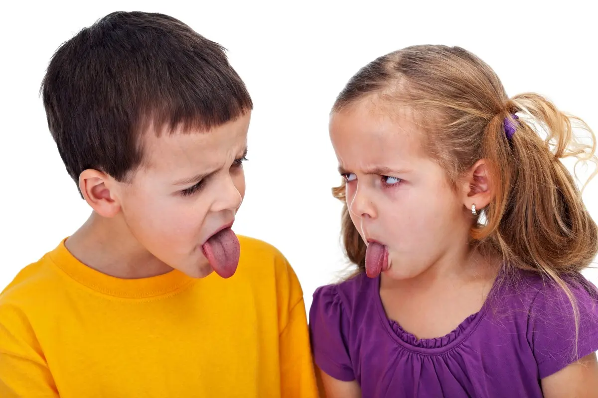 Подрезать ли уздечку языка ребенку