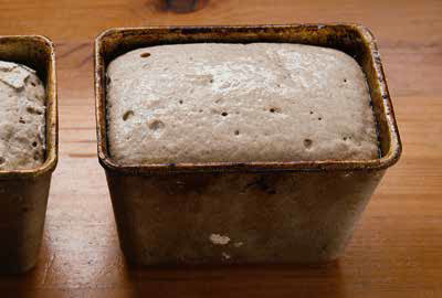 Как испечь домашний хлеб в духовке