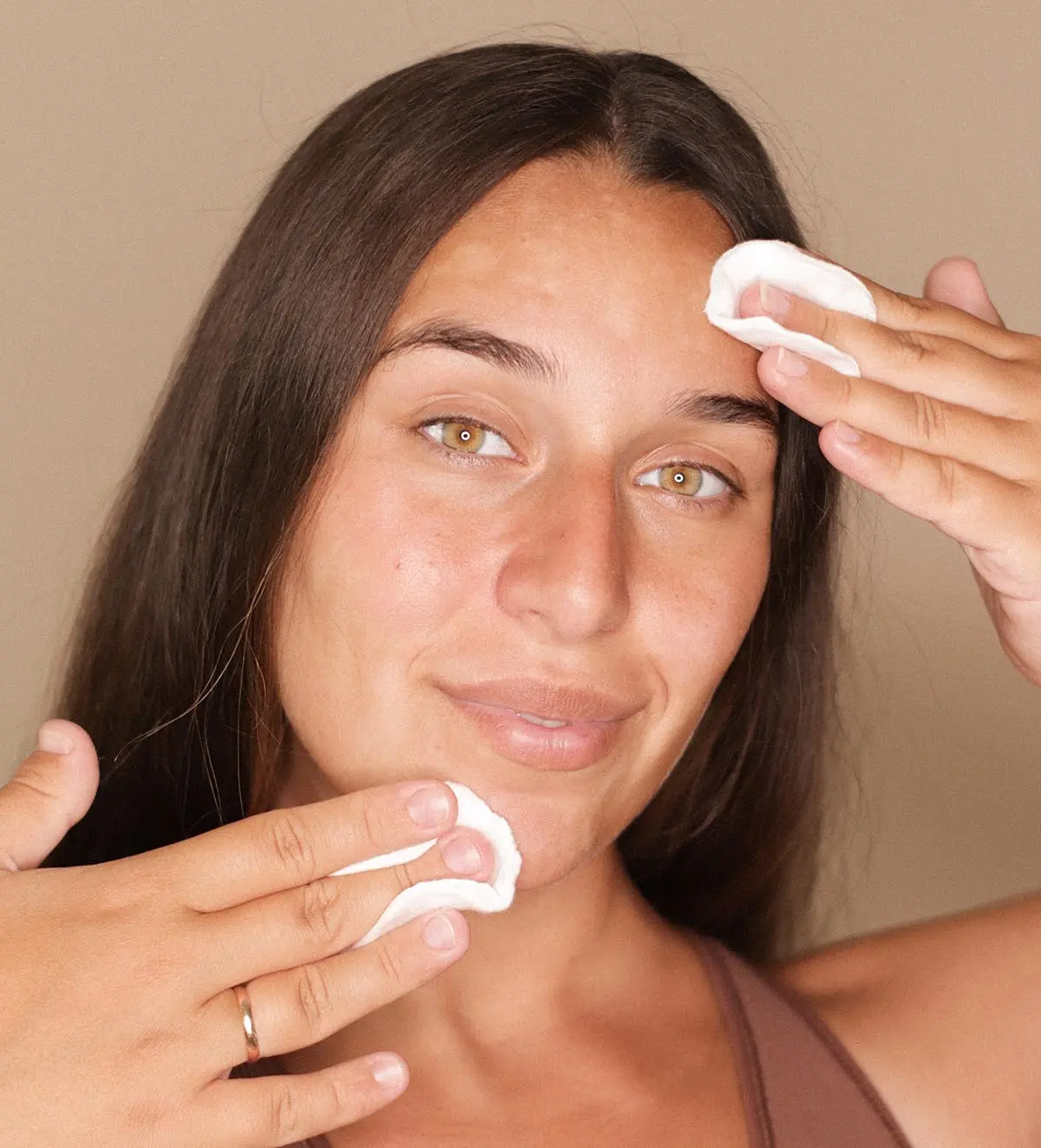 Правила сияющей кожи: как ухаживать за лицом в 20, 30, 40 и 50 лет